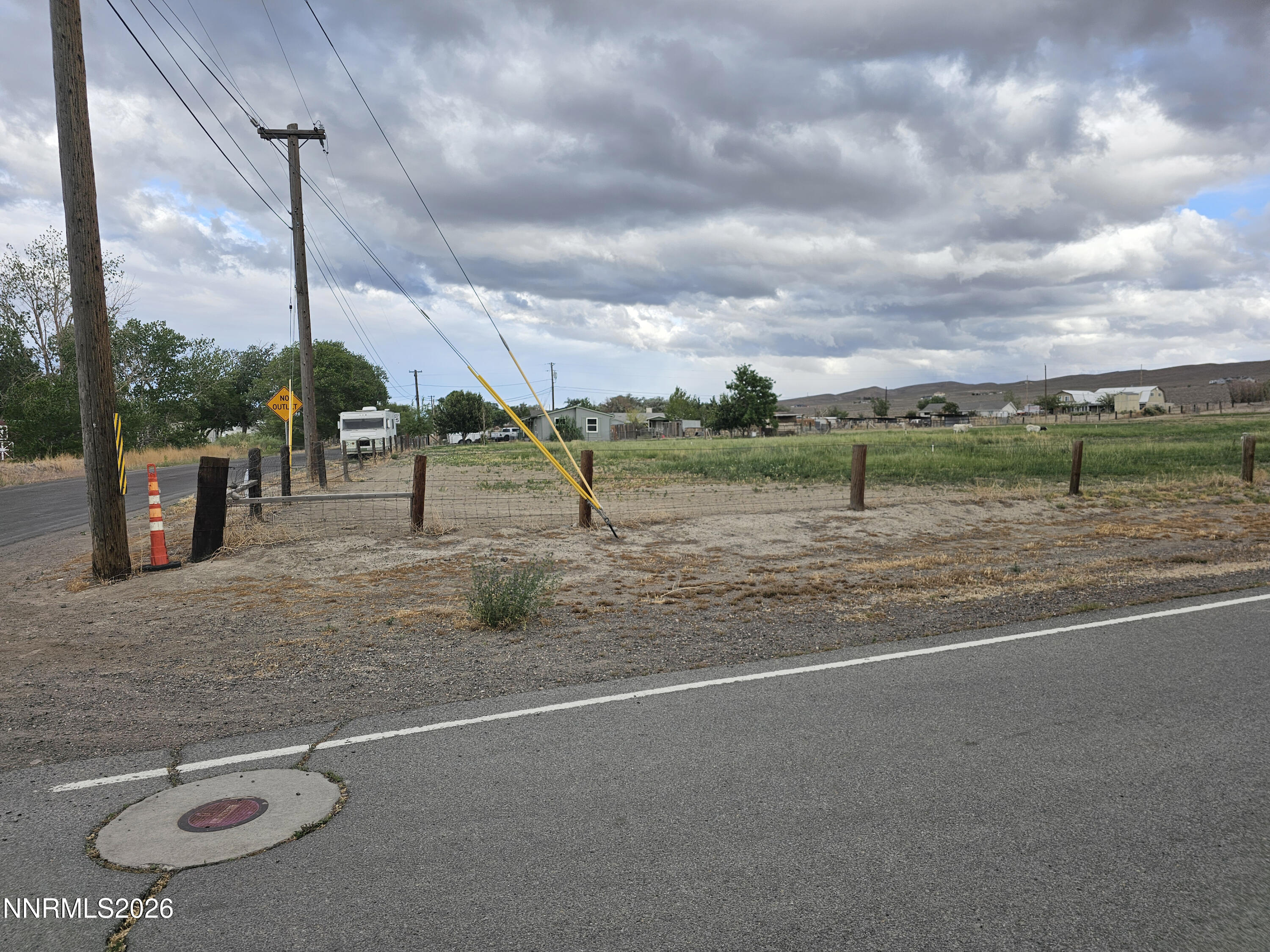 1125 Rancho Road Fernley, NV 89408 - Photo 36 of 47 a view of a basketball court
