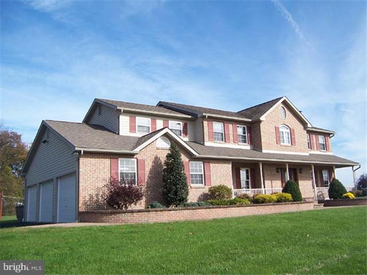 39 Schultz Road East Greenville, PA 18041 - Photo 1 of 24 Gallery Image 1