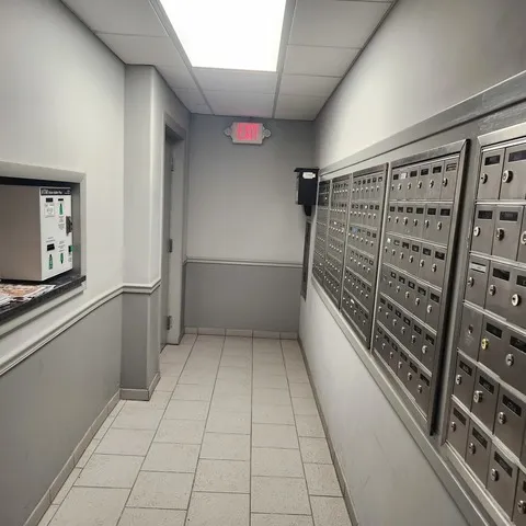 $124,900 | 7234 West North Avenue, Unit 1008, Elmwood Park, IL 60707