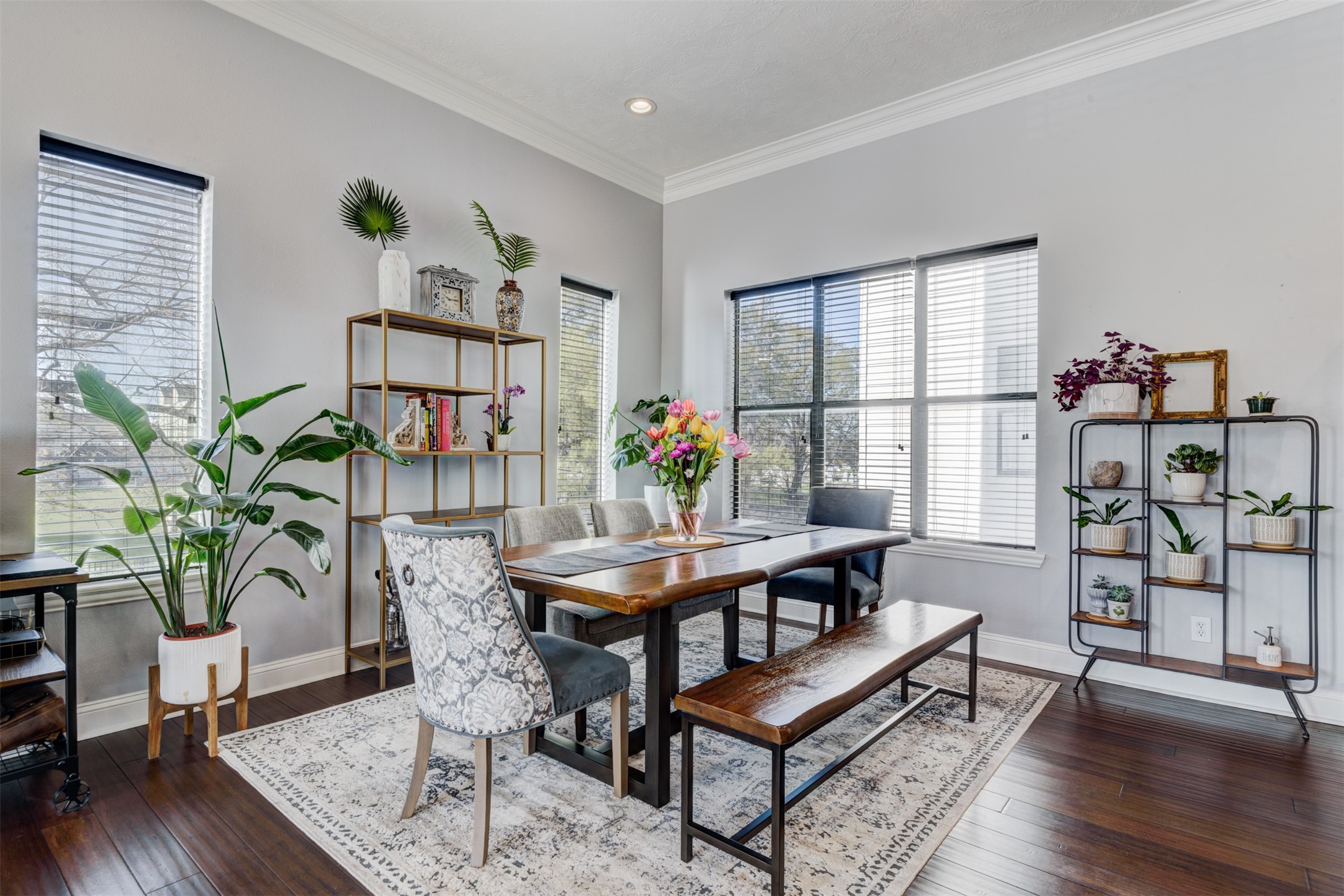 1124 West Dallas Street Houston, TX 77019 - Photo 7 of 28 a view of a work space with furniture and wooden floor