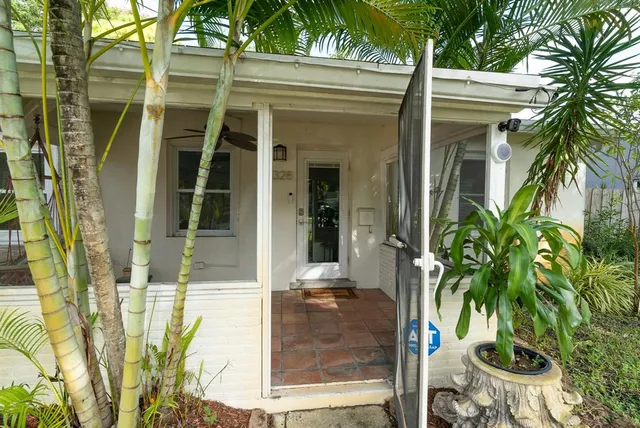 $3,500 | 1328 Northeast 1st Avenue, Fort Lauderdale, FL 33304