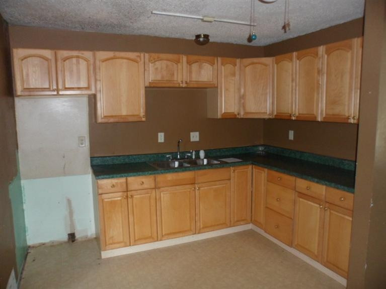 738-1 Heritage Road Valparaiso, IN 46385 - Photo 9 of 10 767x575