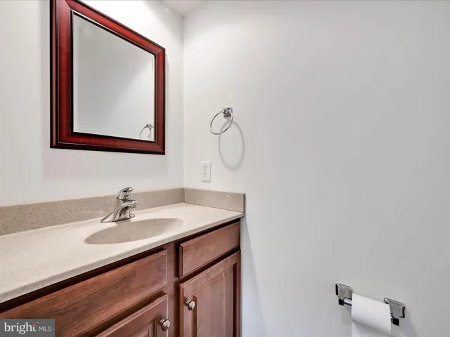 $475,000 | 660 Woodfield Drive, Lititz, PA 17543