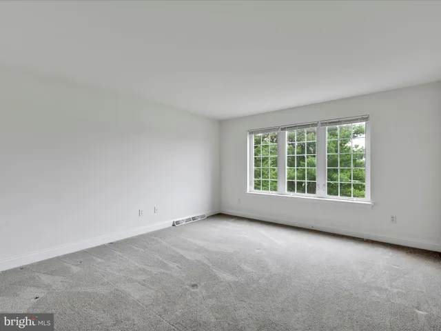 $475,000 | 660 Woodfield Drive, Lititz, PA 17543