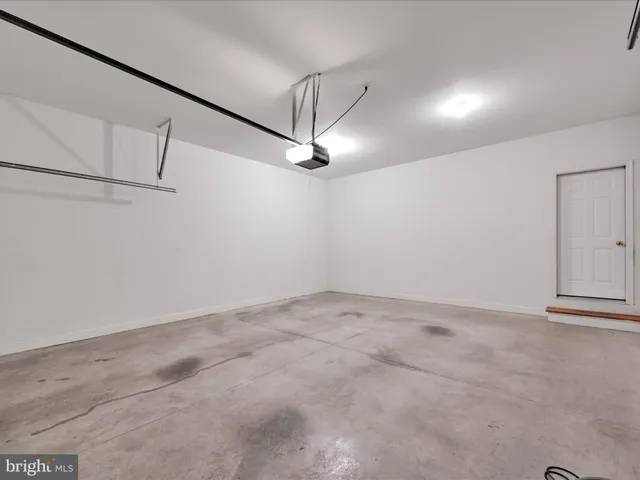 $475,000 | 660 Woodfield Drive, Lititz, PA 17543