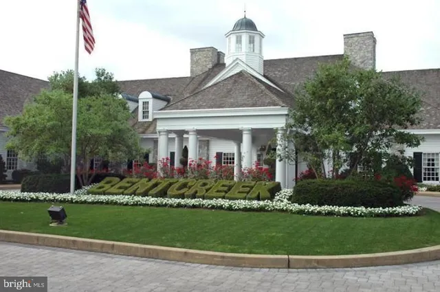 $475,000 | 660 Woodfield Drive, Lititz, PA 17543