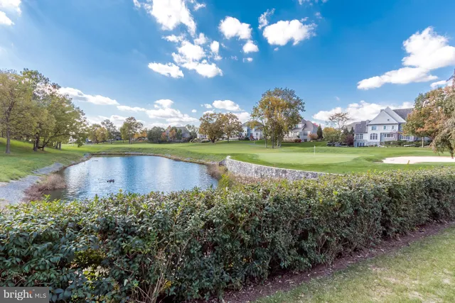 $475,000 | 660 Woodfield Drive, Lititz, PA 17543