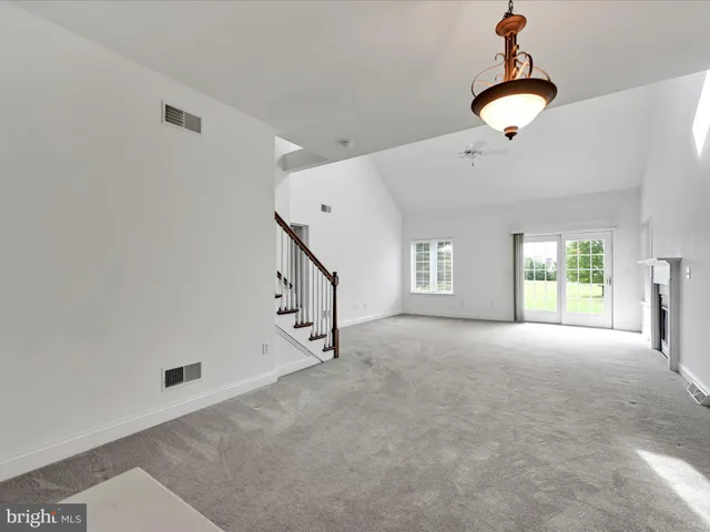 $475,000 | 660 Woodfield Drive, Lititz, PA 17543