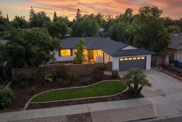 $499,900 | 1295 East Almendra Drive, Fresno, CA 93710