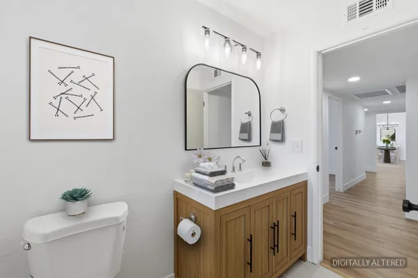 $499,900 | 1295 East Almendra Drive, Fresno, CA 93710