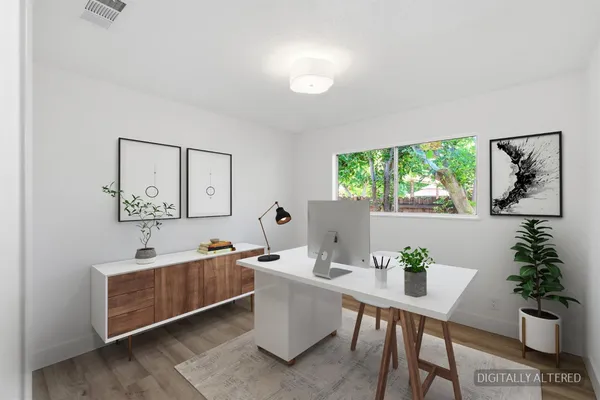 $499,900 | 1295 East Almendra Drive, Fresno, CA 93710