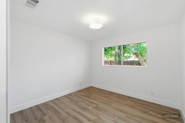 $499,900 | 1295 East Almendra Drive, Fresno, CA 93710