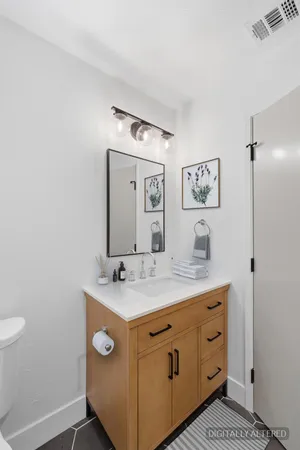 $499,900 | 1295 East Almendra Drive, Fresno, CA 93710