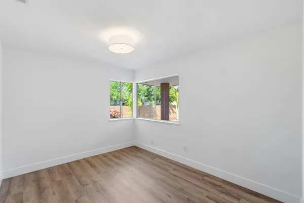 $499,900 | 1295 East Almendra Drive, Fresno, CA 93710