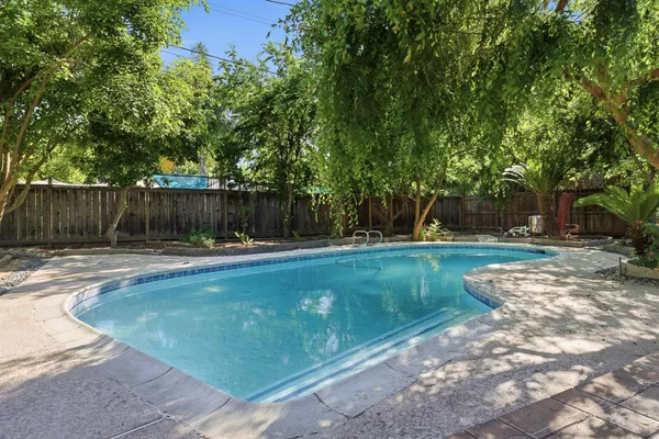 $499,900 | 1295 East Almendra Drive, Fresno, CA 93710