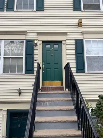 $2,695 | 86 Vaughan Drive, Newark, NJ 07103