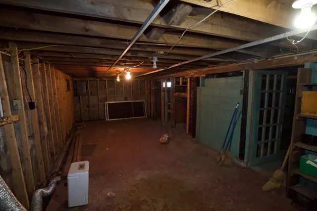 $155,000 | 103 Pleasant Street, Dexter, ME 04930