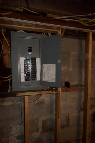 $155,000 | 103 Pleasant Street, Dexter, ME 04930