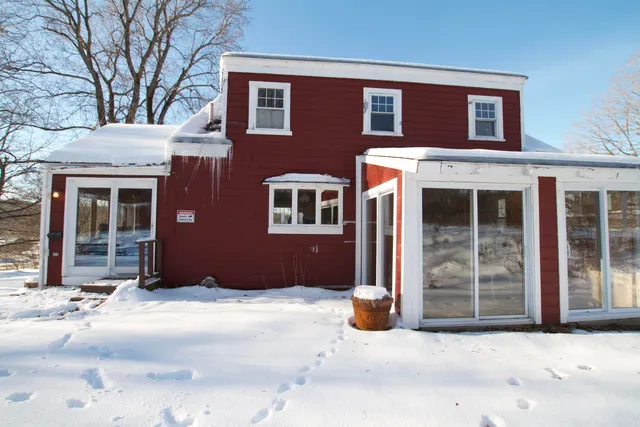 $155,000 | 103 Pleasant Street, Dexter, ME 04930