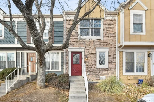 $285,000 | 1221 South Idalia Street, Aurora, CO 80017