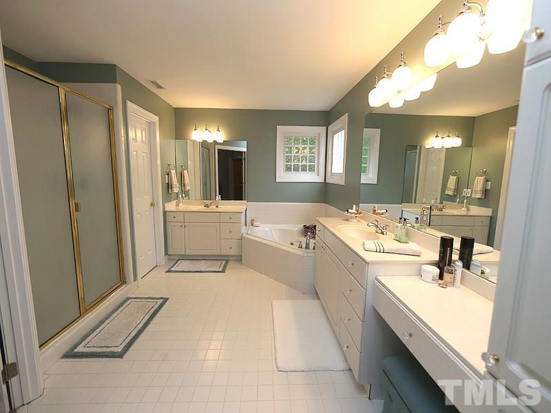 2944 Tillinghast Trail Raleigh, NC 27613 - Photo 11 of 17