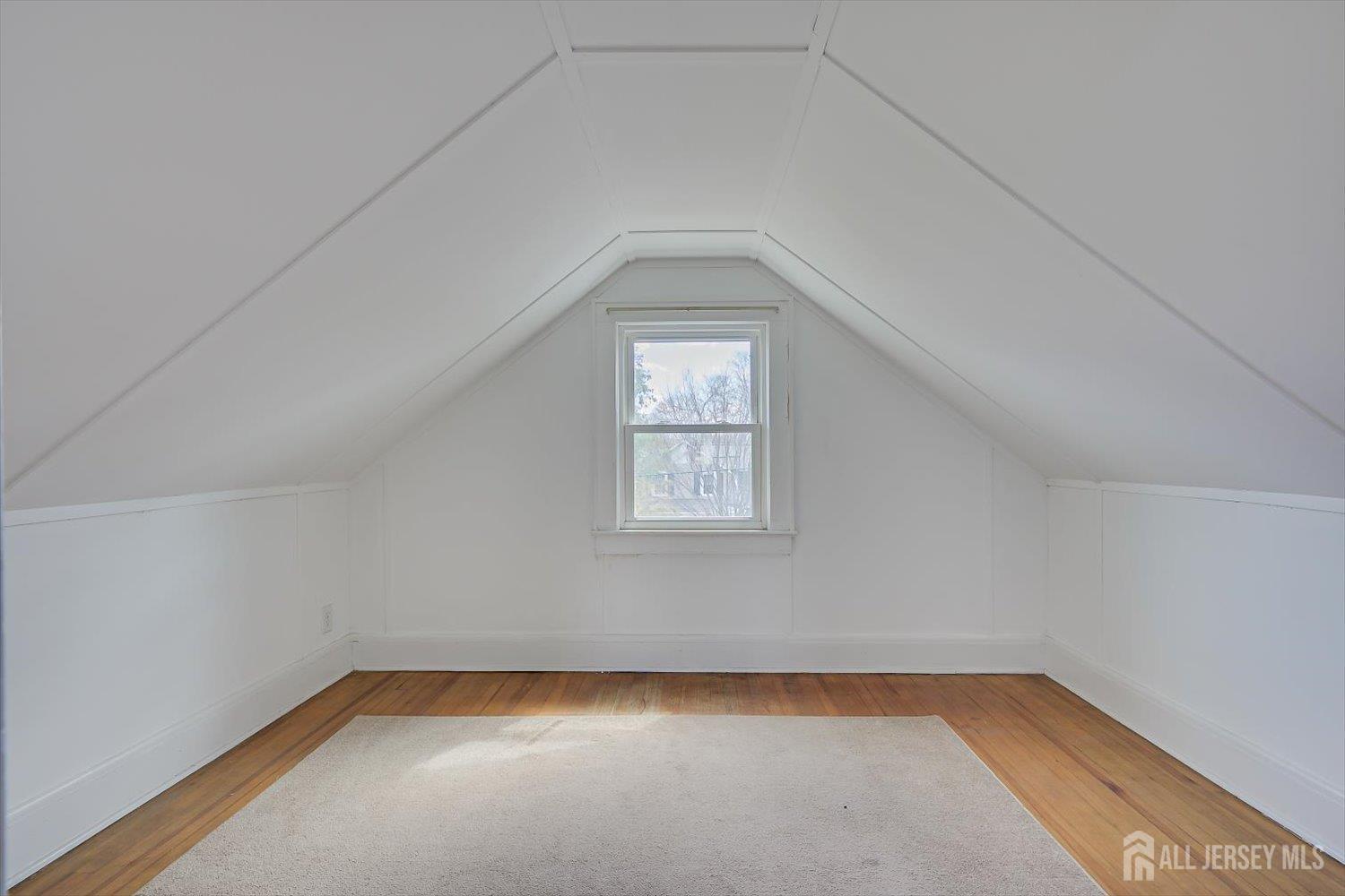 620 Dunellen Avenue Dunellen, NJ 08812 - Photo 35 of 48 an empty room with a window