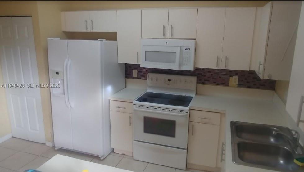 1528 Southwest 2nd Street Homestead, FL 33030 - Photo 4 of 10