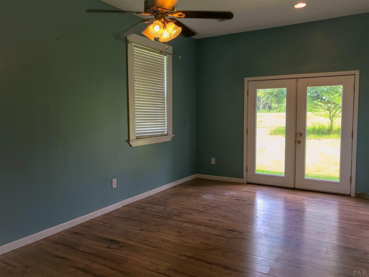 8950 Fortune Road Milton, FL 32583 - Photo 7 of 21 Gallery Image 7