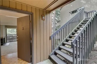 $2,850 | 3531 109th Place Northeast, Unit 4, Bellevue, WA 98004