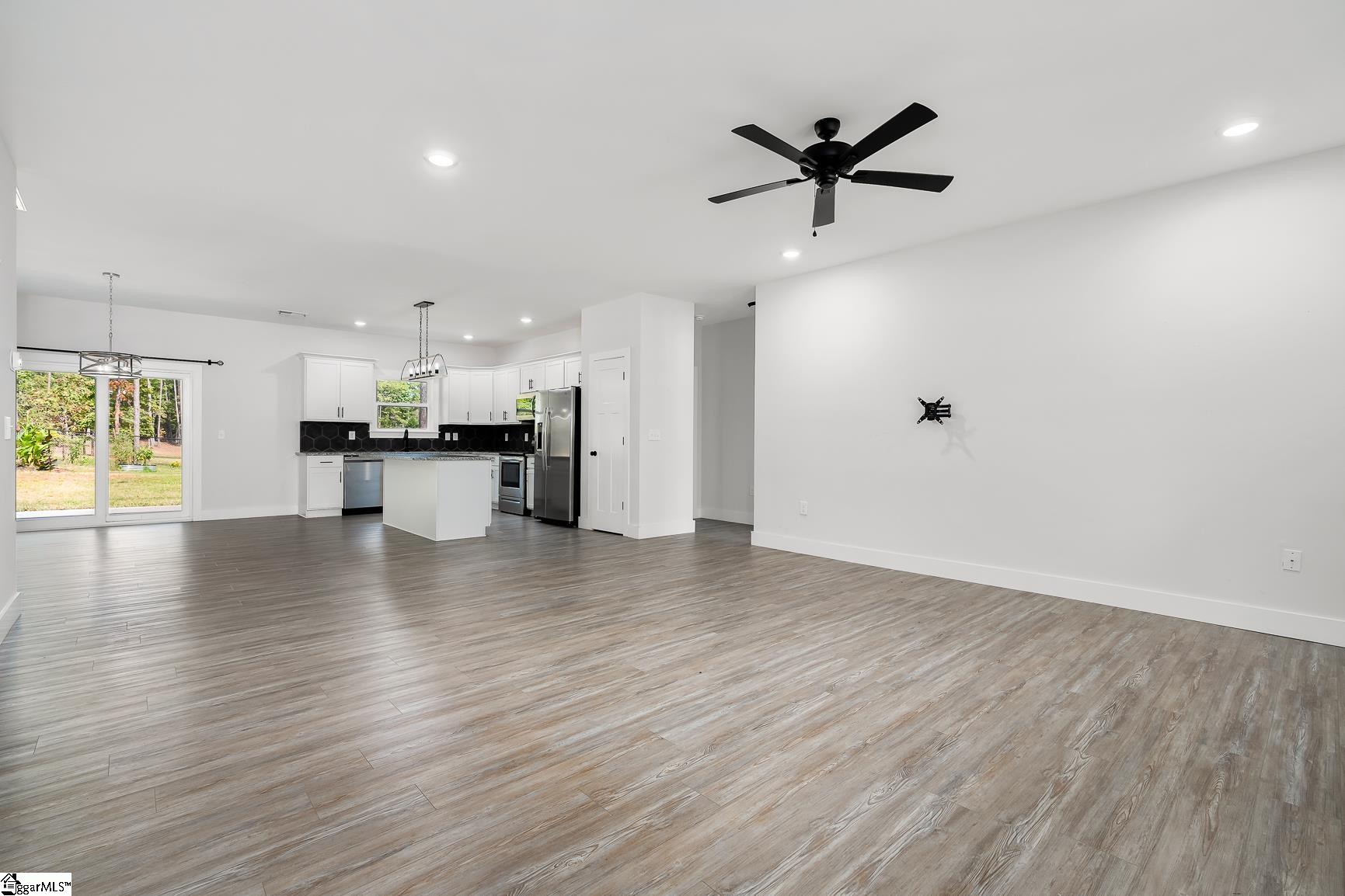 217 Shenandoah Road Townville, SC 29689 - Photo 8 of 31 Gallery Image 8