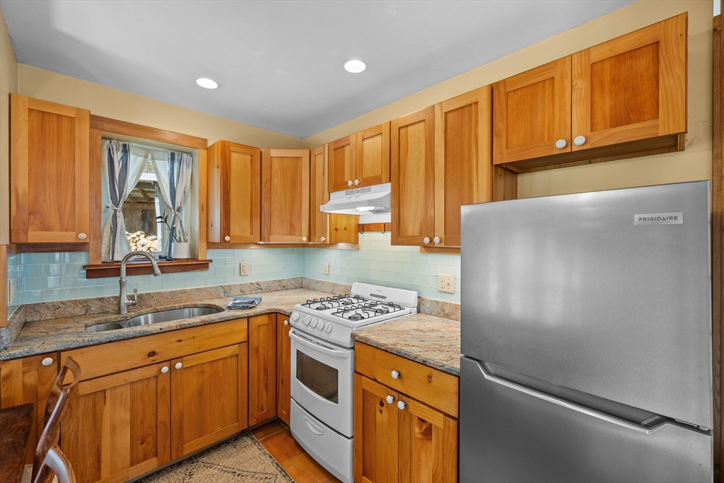 999 Sheldon Road Barre, MA 01005 - Photo 13 of 41 Gallery Image 13