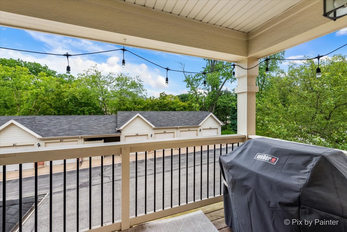 1032 Swift Road, Unit 2C Glen Ellyn, IL 60137 - Photo 8 of 21 Gallery Image 8
