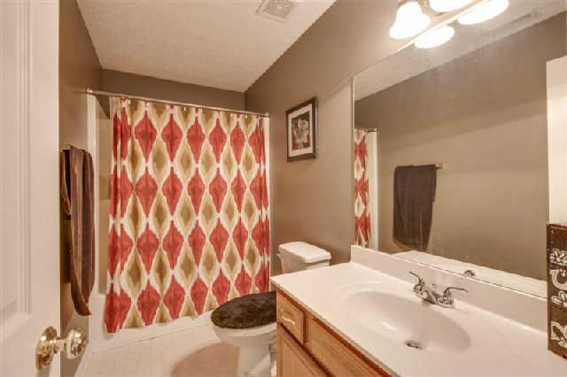 443 County Farm Road Murfreesboro, TN 37127 - Photo 13 of 20 Second Full Bath