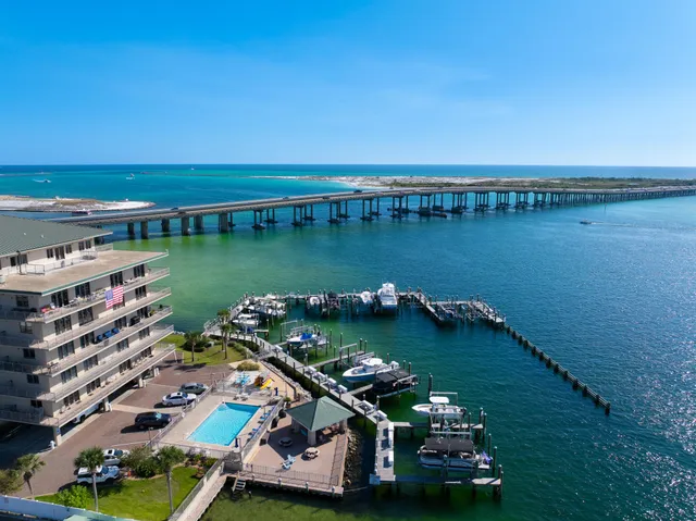 $949,000 | 5 Calhoun Avenue, Unit 407, Destin, FL 32541