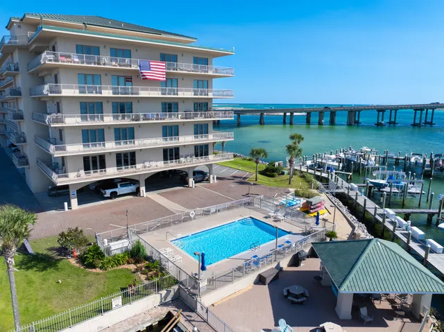 $949,000 | 5 Calhoun Avenue, Unit 407, Destin, FL 32541