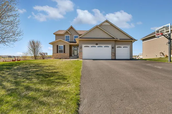 $599,900 | 13827 Savanna Drive, Rogers, MN 55374