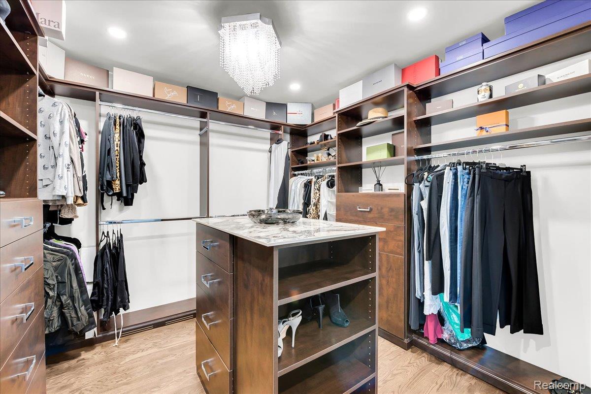 3816 West Maple Road Bloomfield Hills, MI 48301 - Photo 38 of 78 3816 W Maple_38.jpg