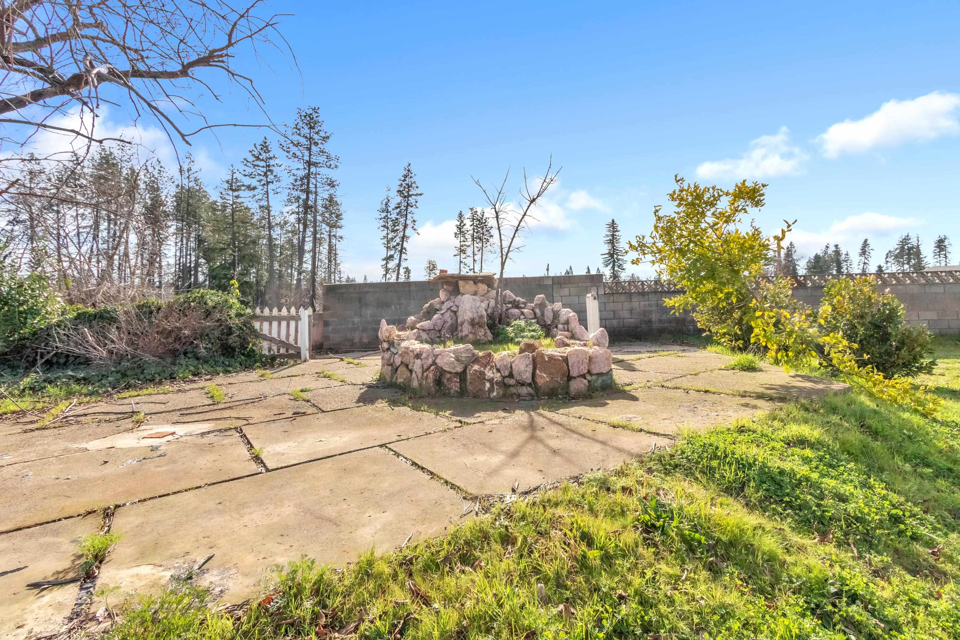 6251 Harvey Road Paradise, CA 95969 - Photo 28 of 48 a view of a outdoor space
