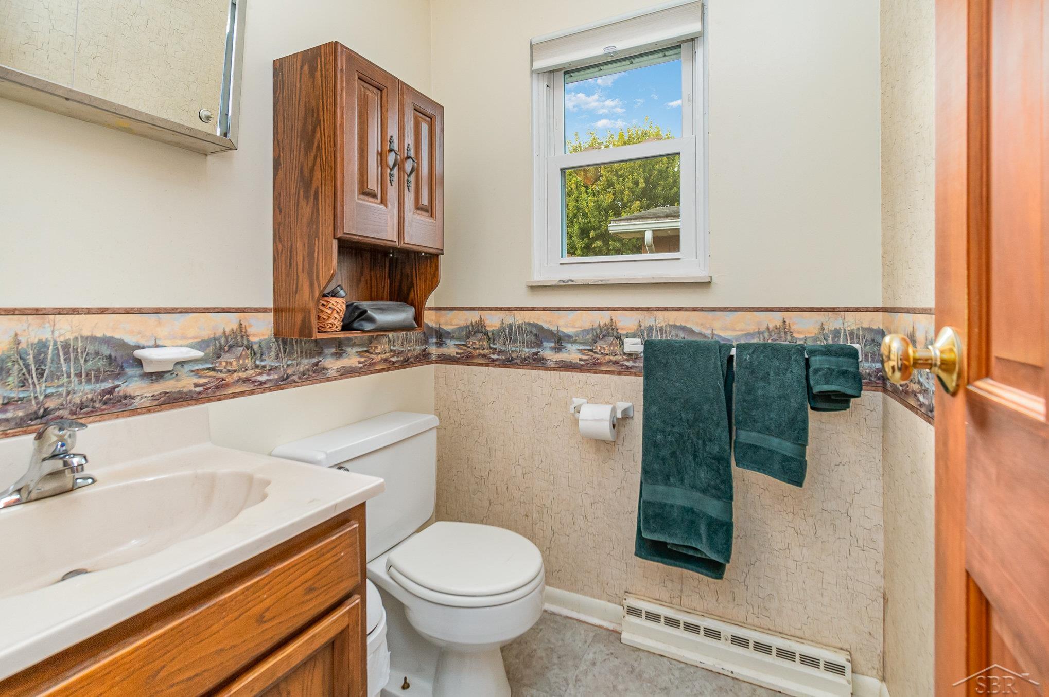 8683 North Gleaner Road Freeland, MI 48623 - Photo 12 of 23
