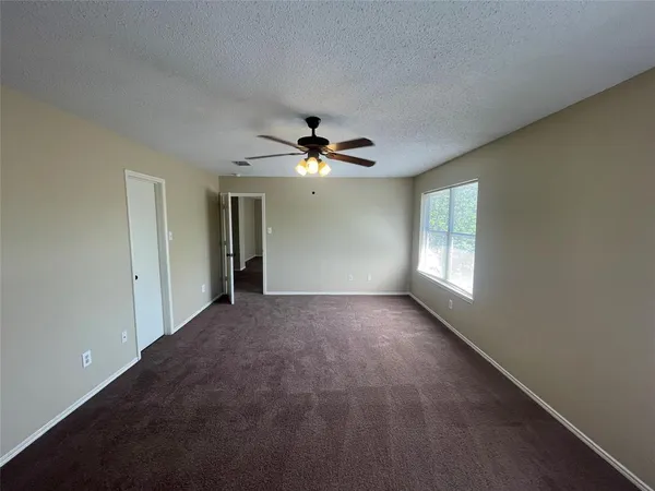 $2,495 | 640 Gibson Street, Cedar Hill, TX 75104