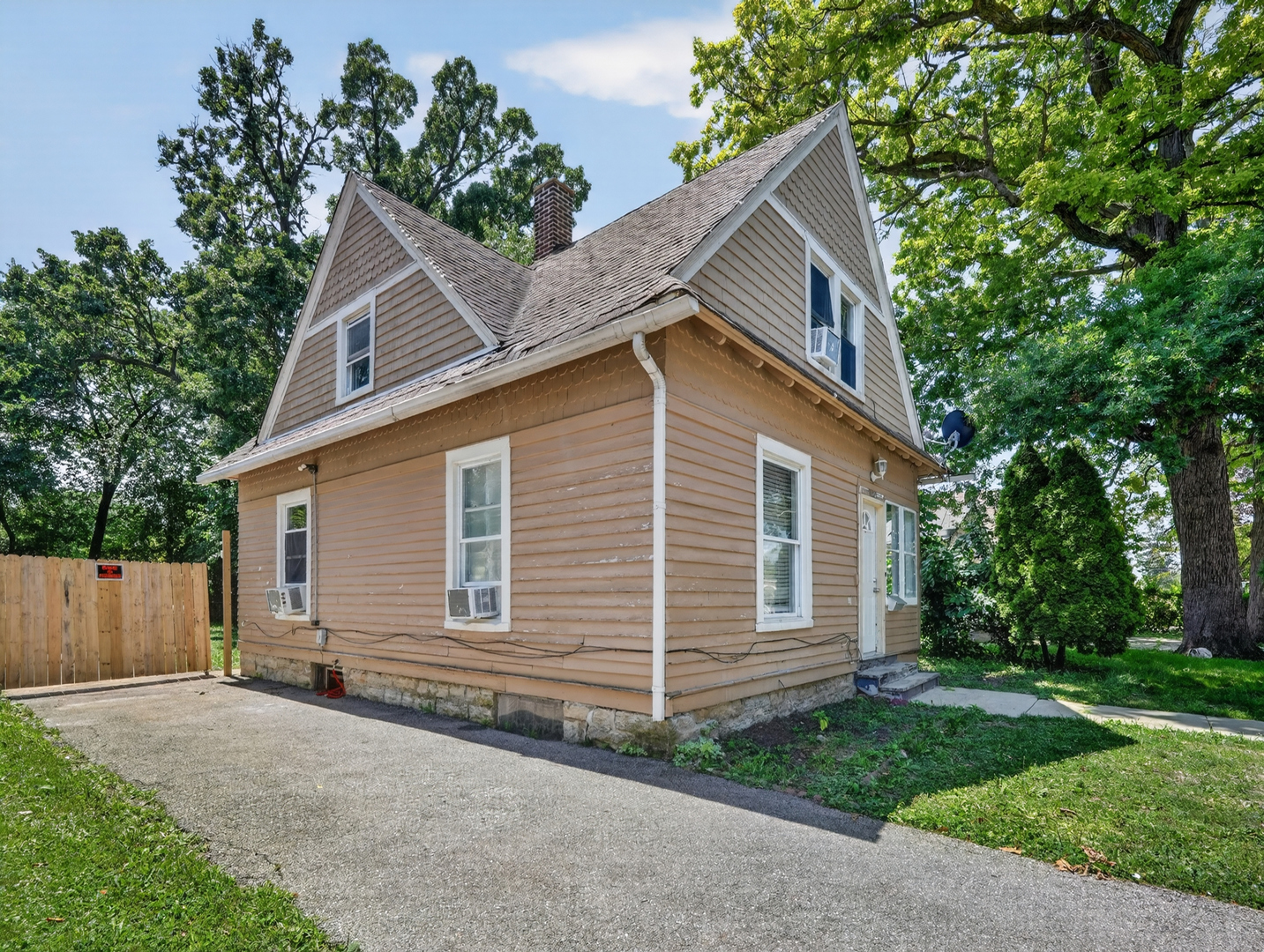 1223 Front Street Aurora, IL 60505 - Photo 1 of 1