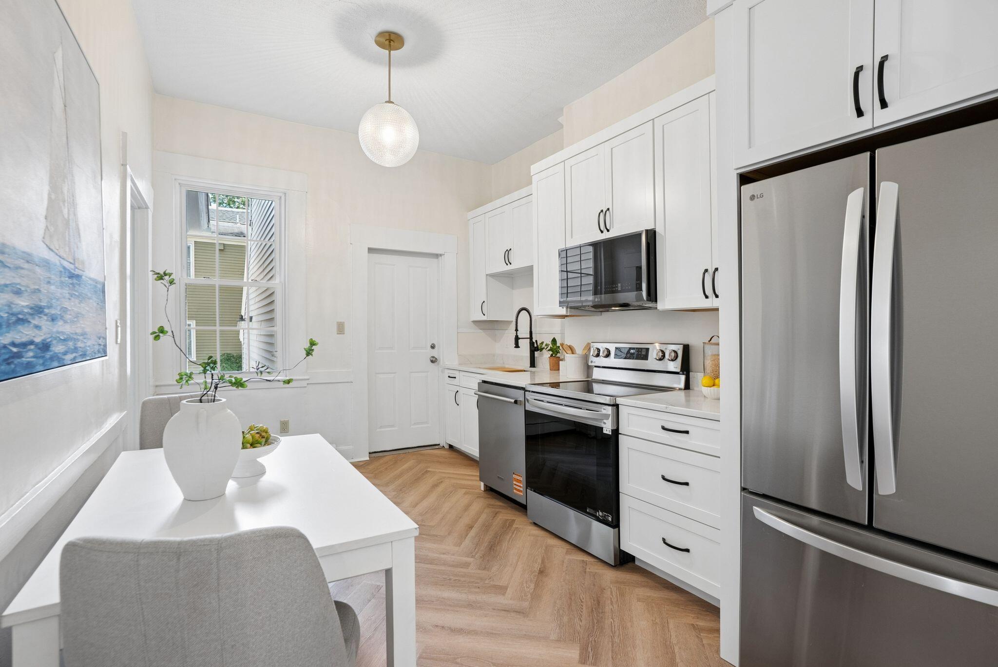 170 Clark Street, Unit 1 Portland, ME 04102 - Photo 16 of 31 DSC01900