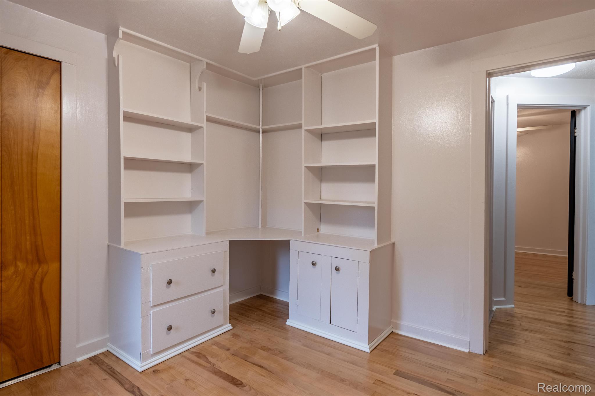 9035 Bunton Road Willis, MI 48191 - Photo 16 of 35 Gallery Image 16