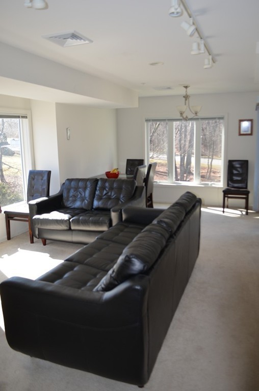 2 Duck Pond Road, Unit 101 Beverly, MA 01915 - Photo 6 of 14 Gallery Image 6