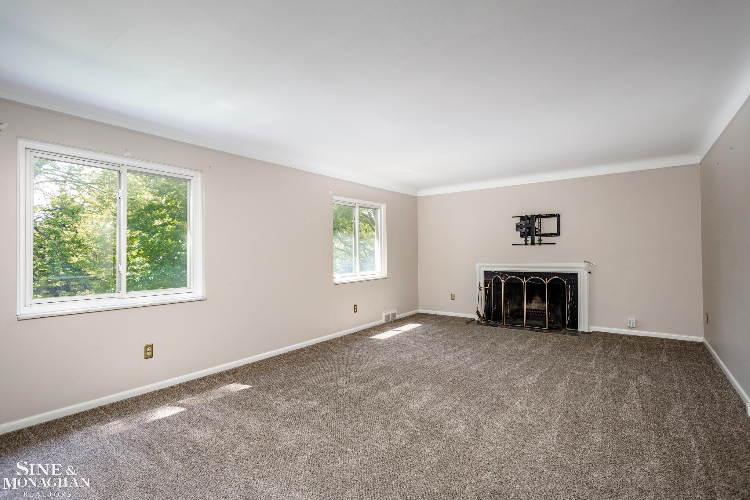 766 Trombley Road Grosse Pointe, MI 48230 - Photo 4 of 31