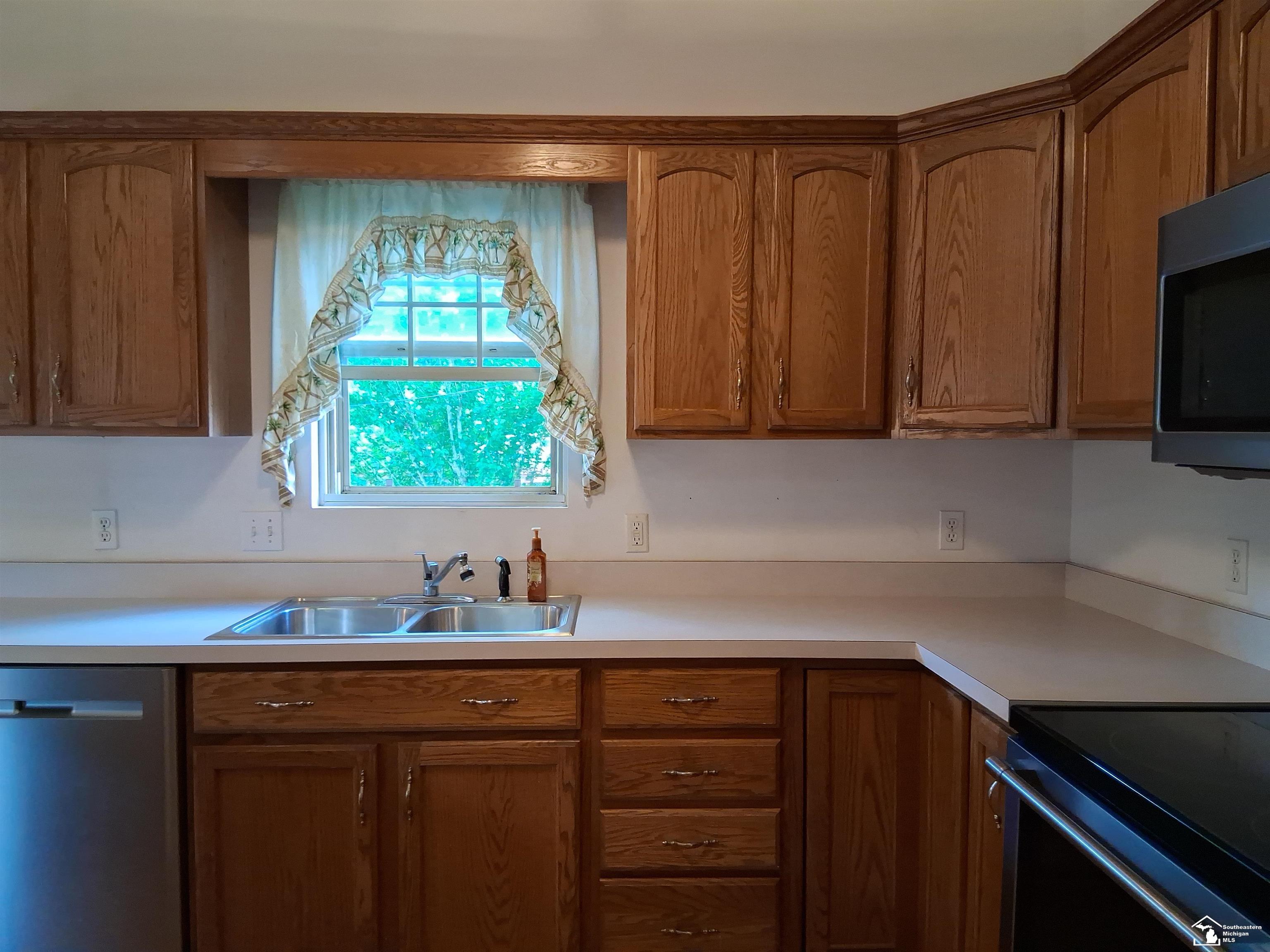 3123 10th Street Monroe, MI 48162 - Photo 13 of 30