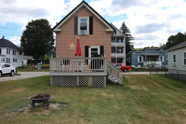 $180,000 | 669 Hampshire Street, Berlin, NH 03570