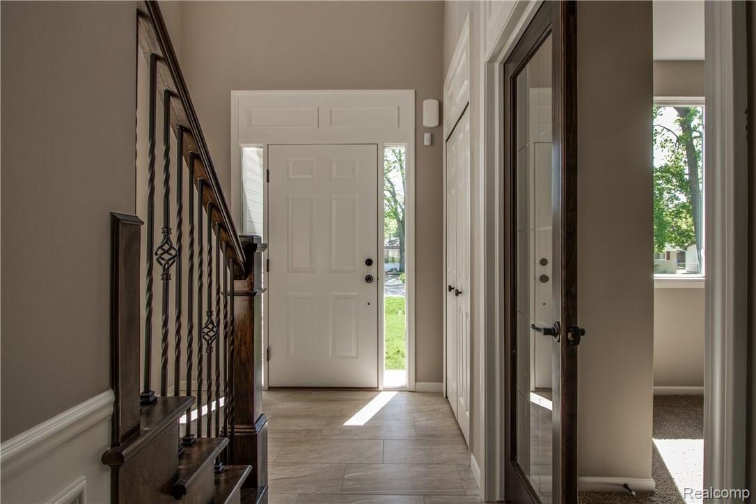 3108 Harrison Avenue Rochester, MI 48307 - Photo 4 of 18 Interiors (3 of 35).jpg