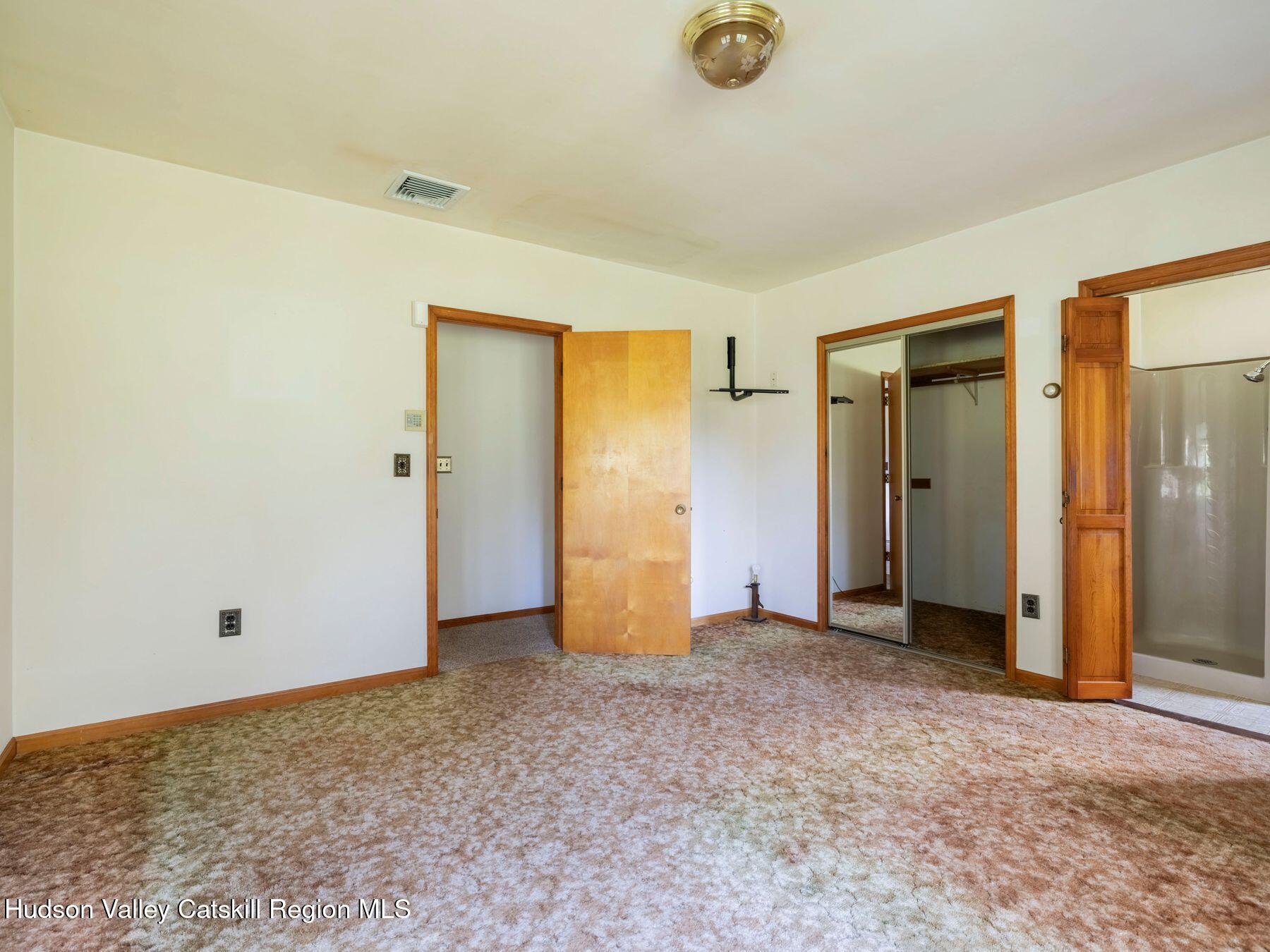 33 Reservoir Road Marlboro, NY 12542 - Photo 33 of 52 photo_online_033
