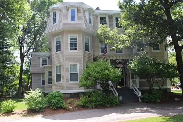 $2,150 | 121 Winter Street, Unit 4, Framingham, MA 01702